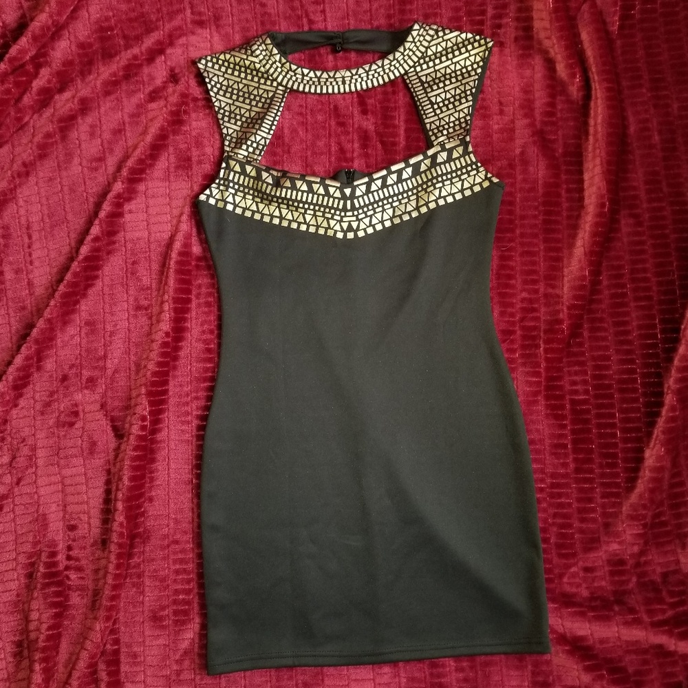 NEW Sexy Tight Fitted Little Black Dress